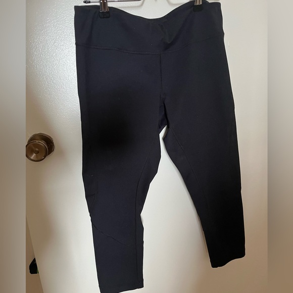 Zella Cropped Leggings - Picture 1 of 5